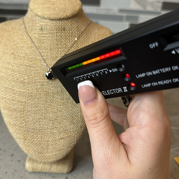 MOISSANITE - SNK3518 Black 2.0 CTW Necklace - Picture 6 of 6